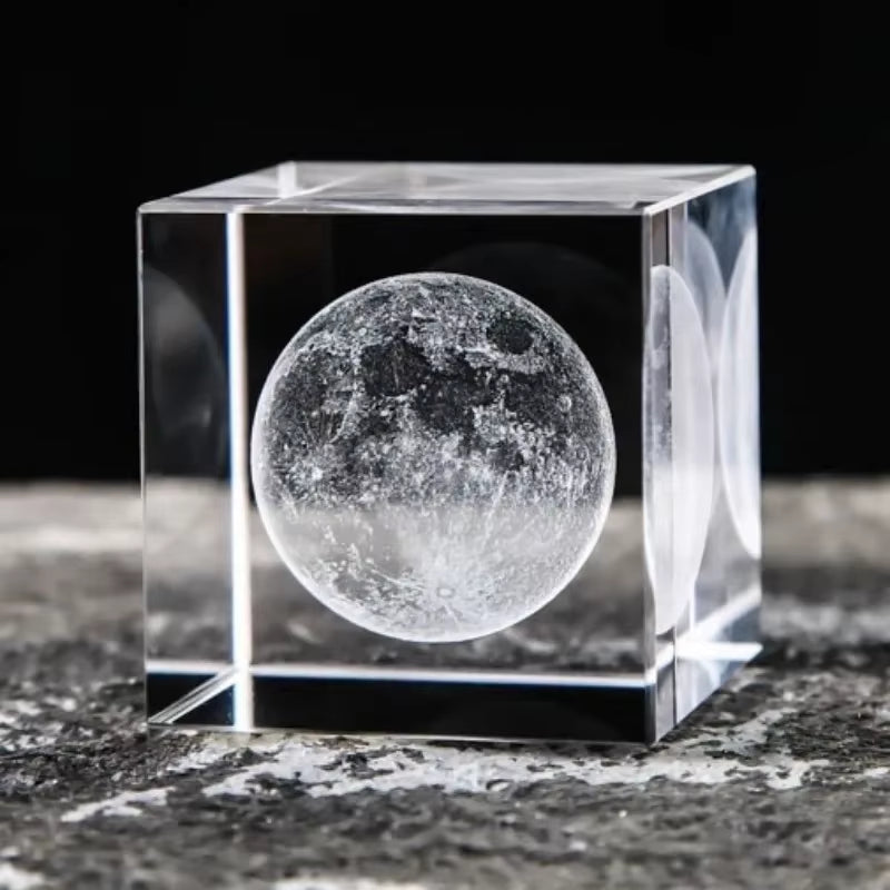 2.4 Inch Crystal Cube 3D Laser Crystal Paperweight Moon Solar System Clouds Cubic Heart Shaped Desktop Creative Gift Ornaments