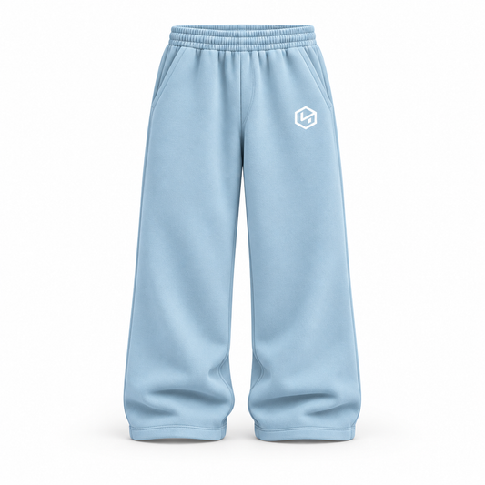 HYPESTUFF Winter26 Baggy Jogger Eisblau – Vorderansicht. Designvisualisierung.